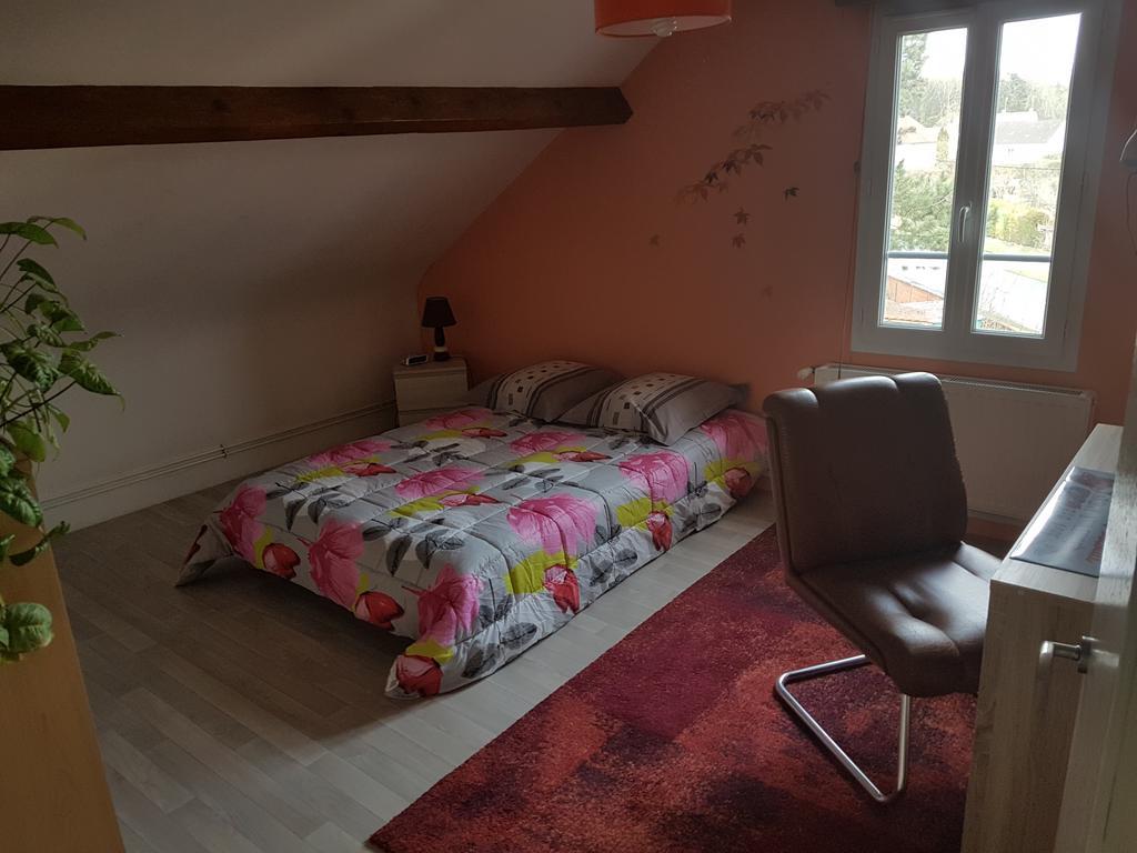 Chambre D'Hotes La Demi-Lune Bailleval Exterior photo